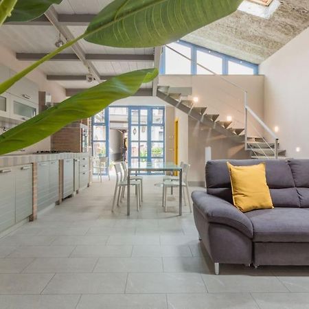 San Bartolomeo Loft Guest House Piacenza Exterior photo